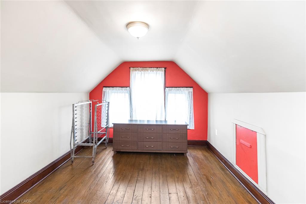 44 Arthur Avenue N Property Photo 28