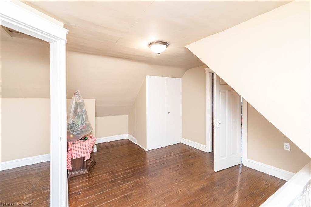 44 Arthur Avenue N Property Photo 31