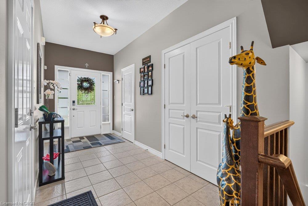 273 Festival Way Property Photo 8