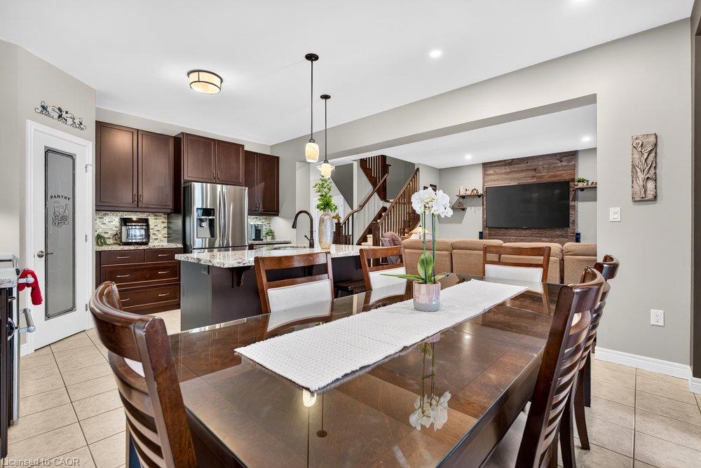 273 Festival Way Property Photo 14