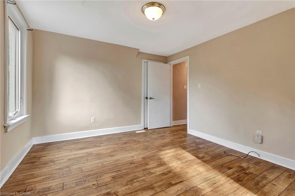 121 King Street E Property Photo 20