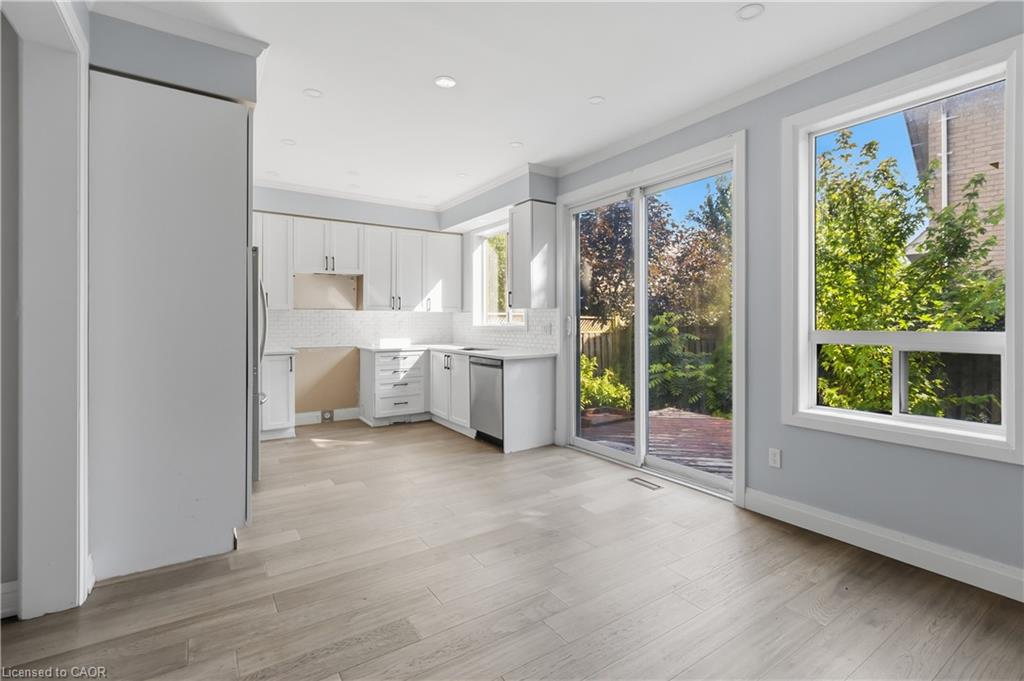 930 Lancaster Boulevard Property Photo 14