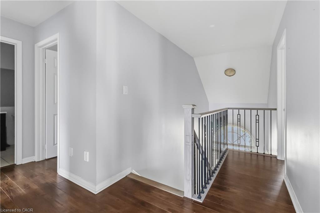 930 Lancaster Boulevard Property Photo 15