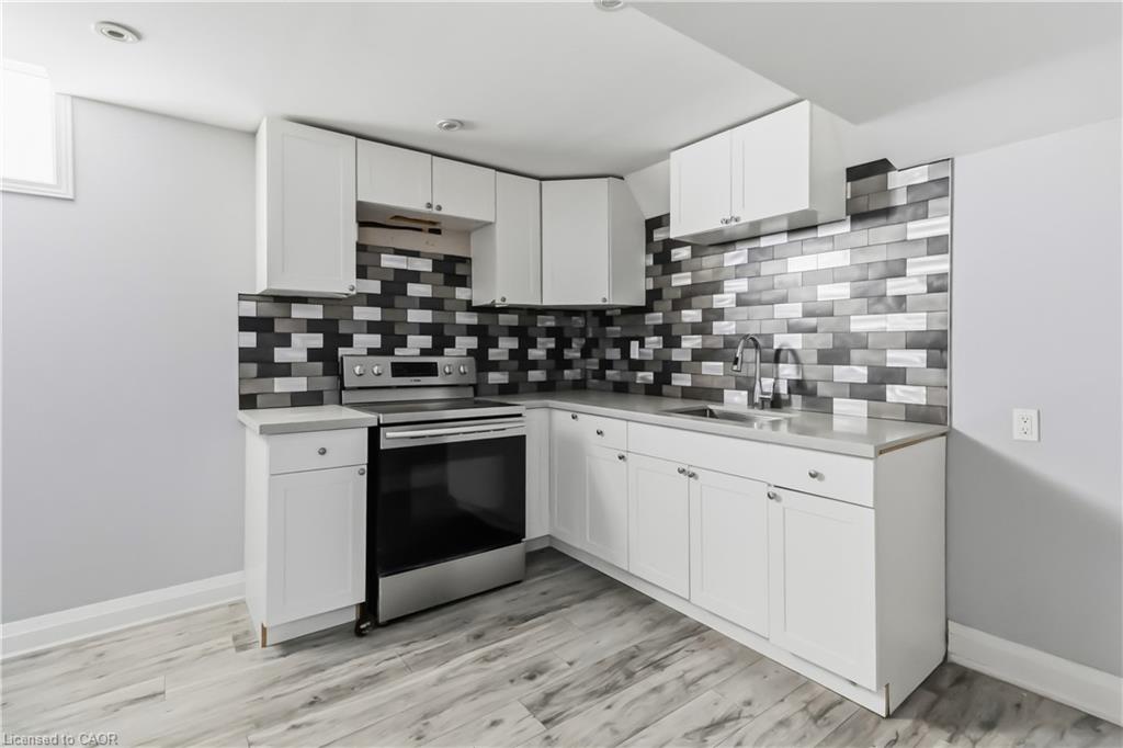 930 Lancaster Boulevard Property Photo 28