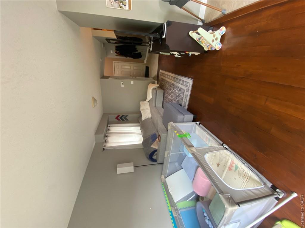 51 Swift Crescent Property Photo 5