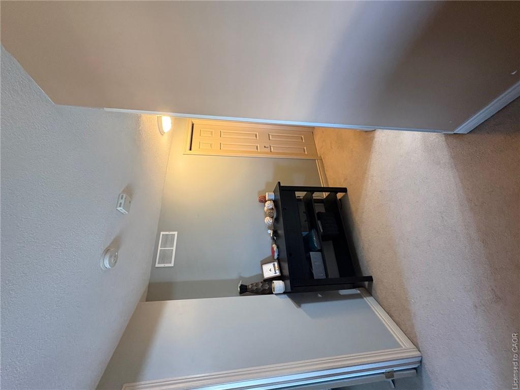 51 Swift Crescent Property Photo 8