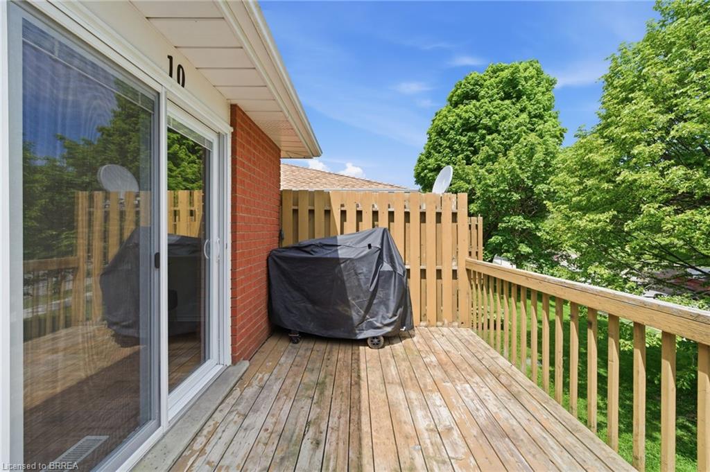 10-1 Buchanan Crescent Property Photo 24
