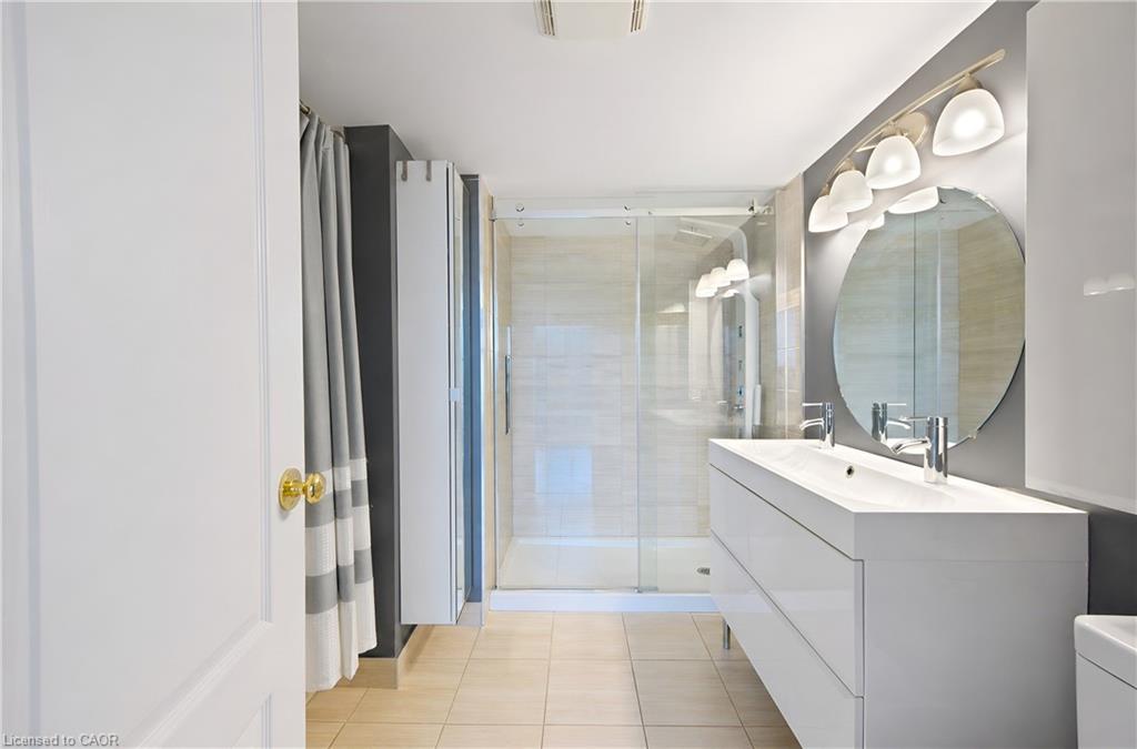401-688 Preston Parkway Property Photo 16