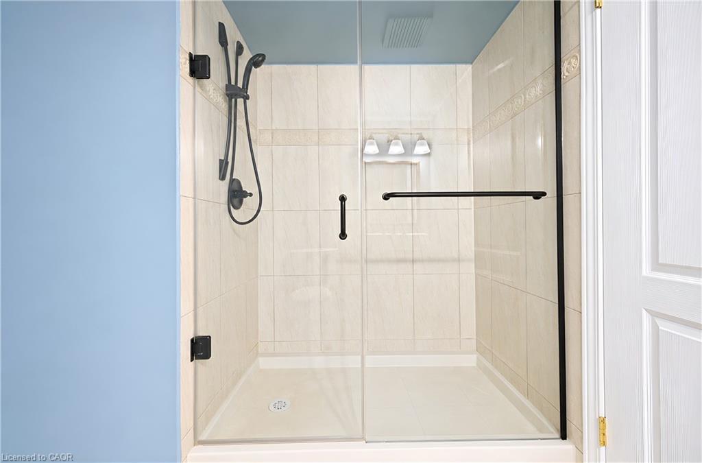 401-688 Preston Parkway Property Photo 19
