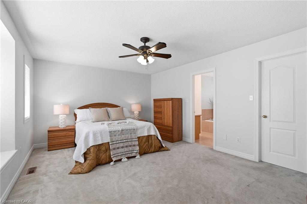 2241 Glazebrook Circle Property Photo 27