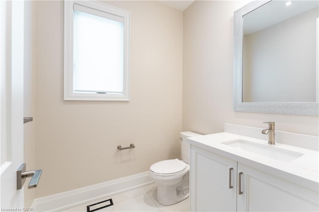 119 Jay Street Property Photo 6