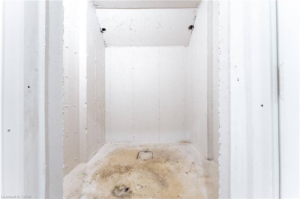 119 Jay Street Property Photo 33