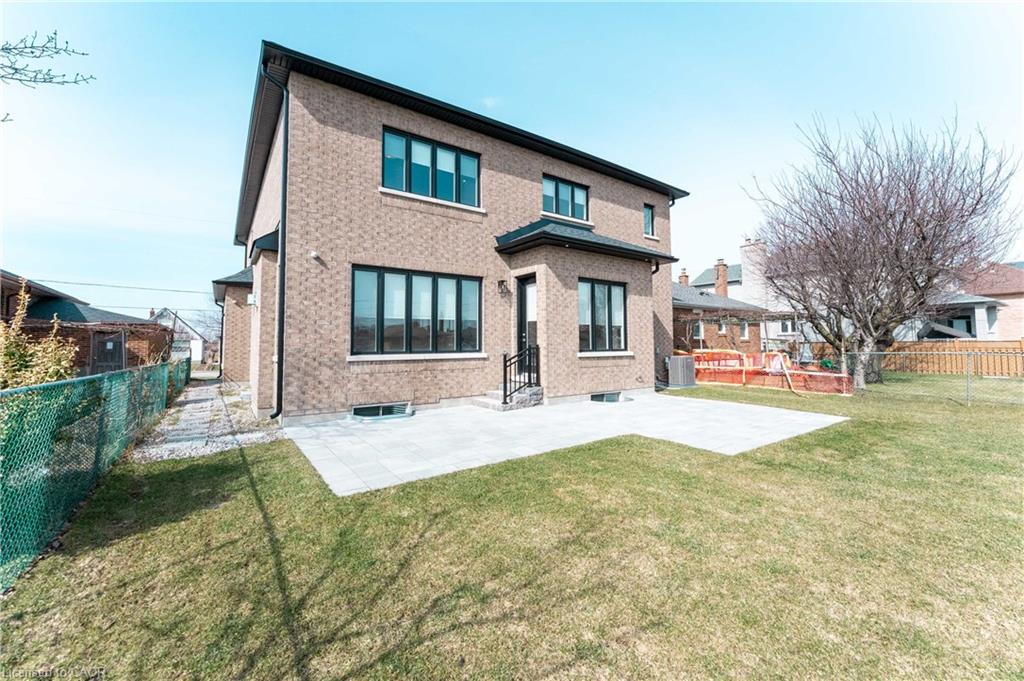 119 Jay Street Property Photo 35