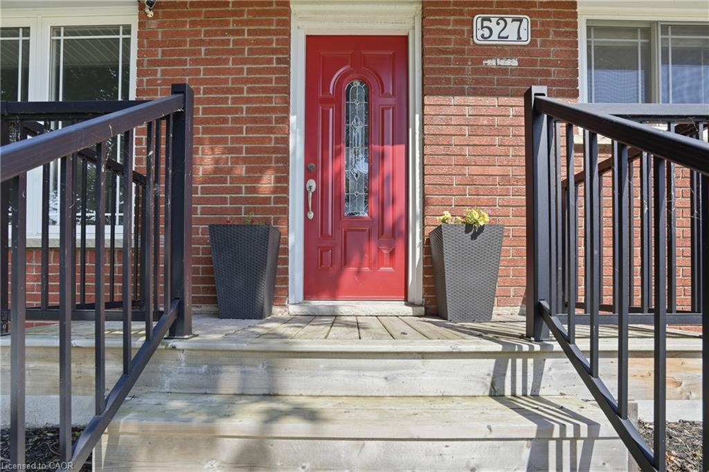 527 Walden Boulevard Property Photo 5
