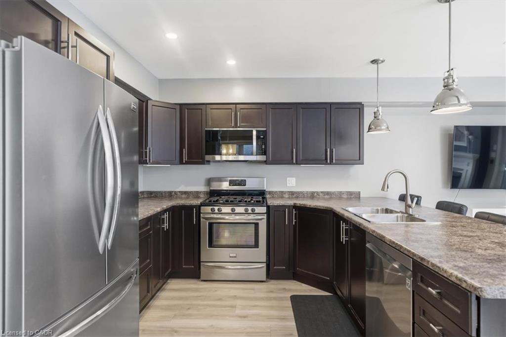 6063 Fausta Boulevard Property Photo 6
