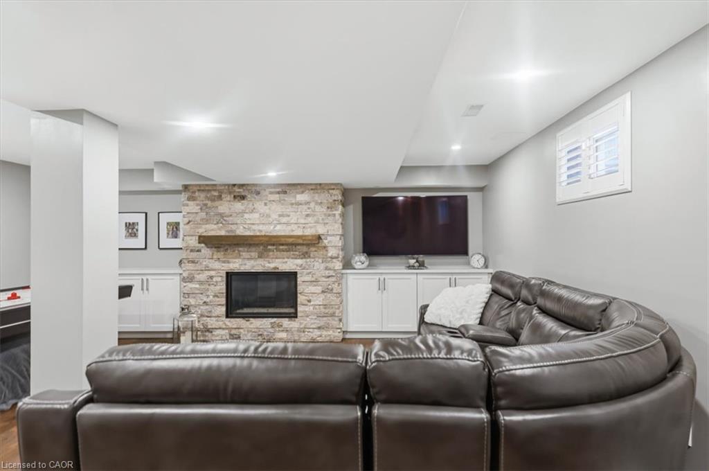 6063 Fausta Boulevard Property Photo 28