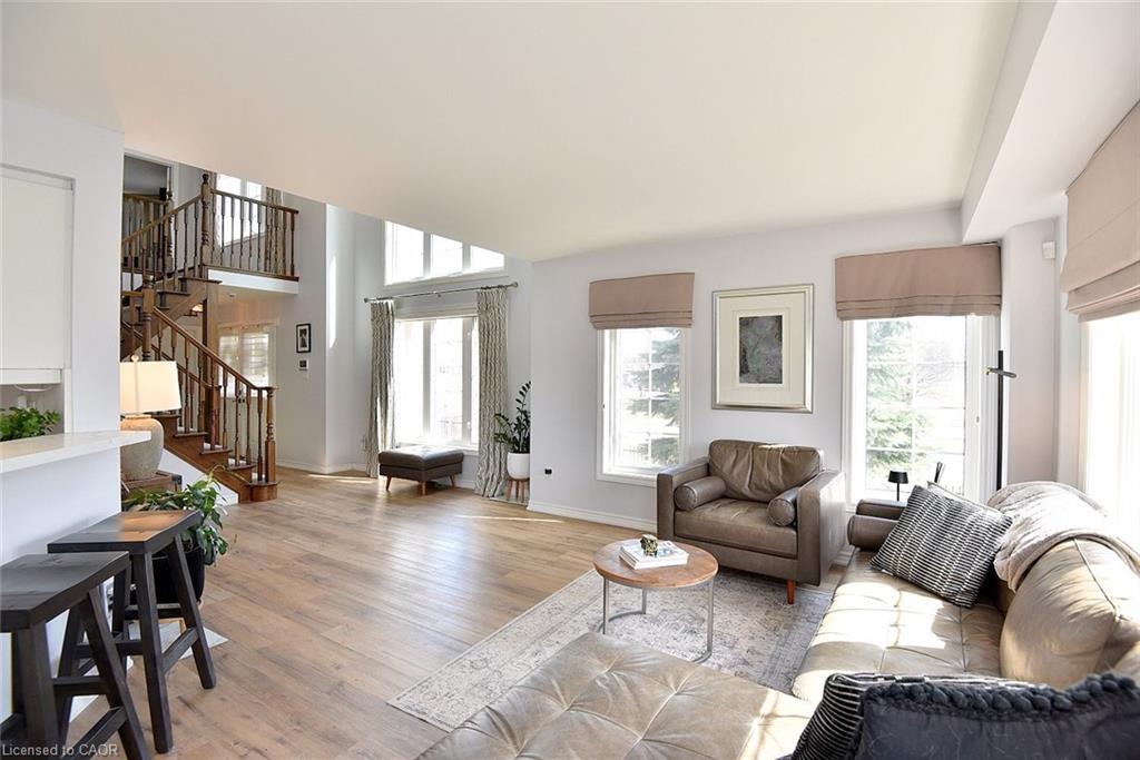 7-39 Panabaker Drive Property Photo 8