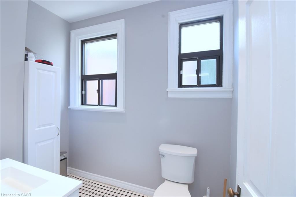 108 George Street Property Photo 35