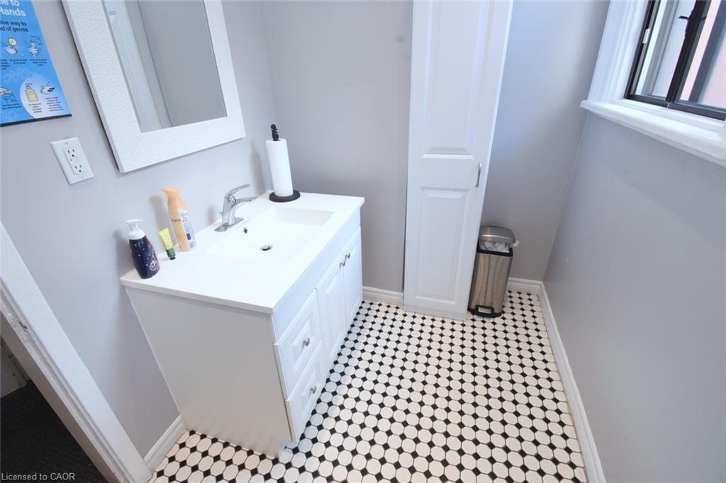 108 George Street Property Photo 36