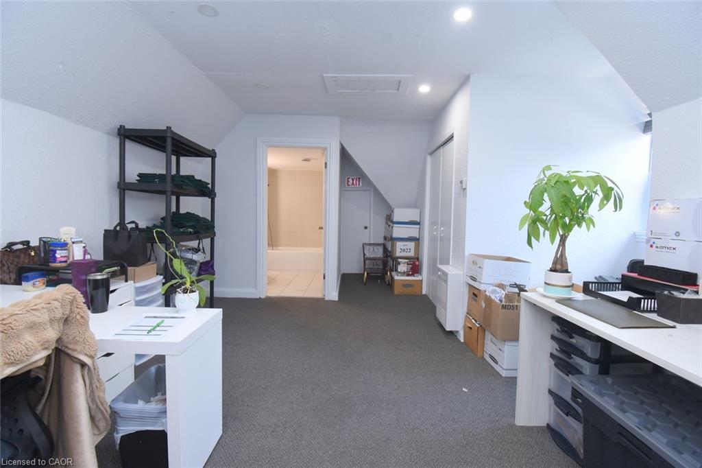 108 George Street Property Photo 37
