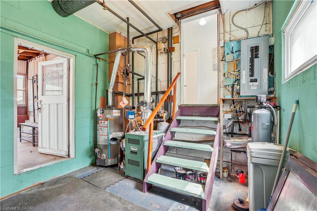 545 Mohawk Road W Property Photo 24