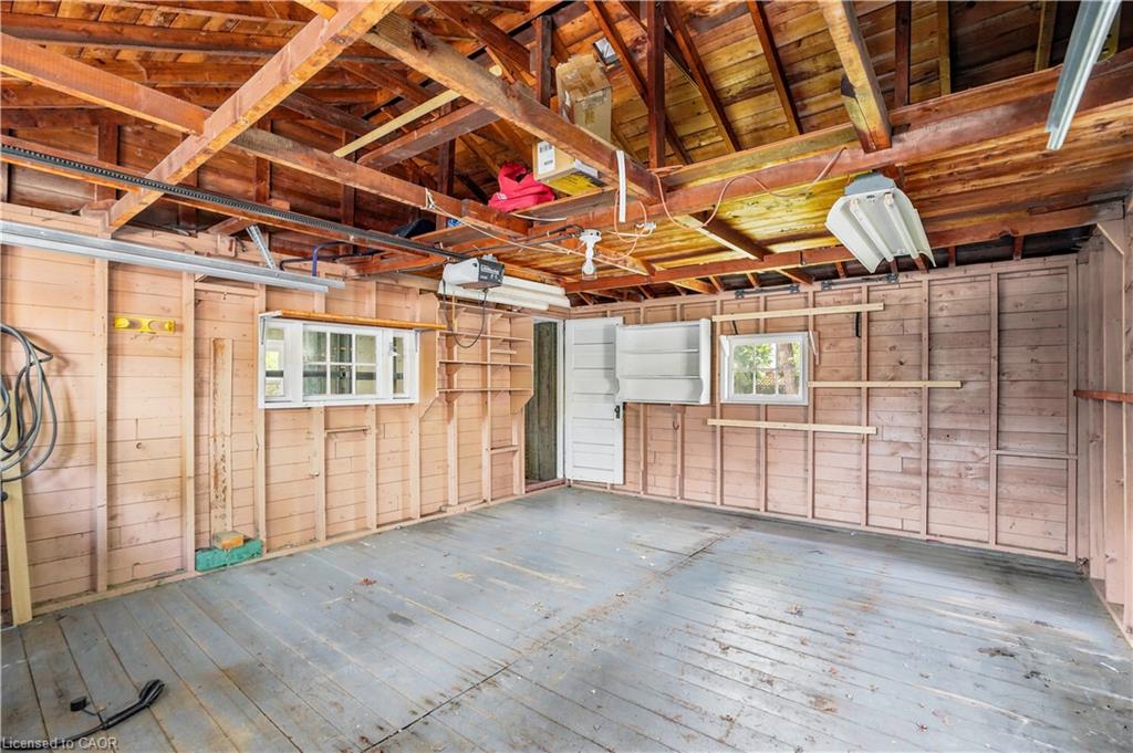 545 Mohawk Road W Property Photo 28