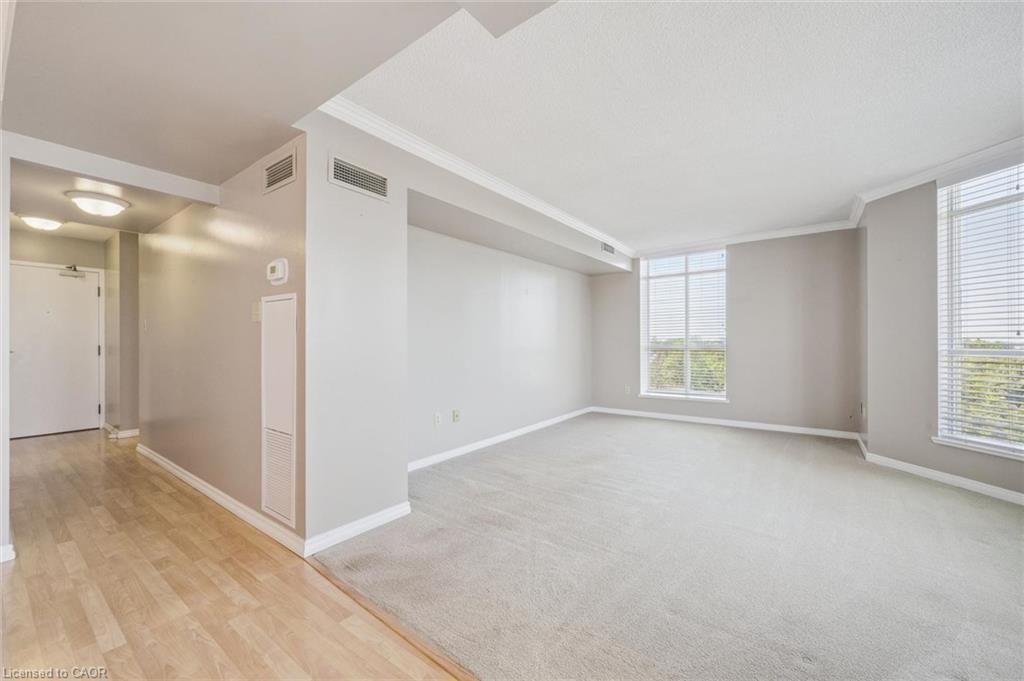 808-1414 King Street E Property Photo 20