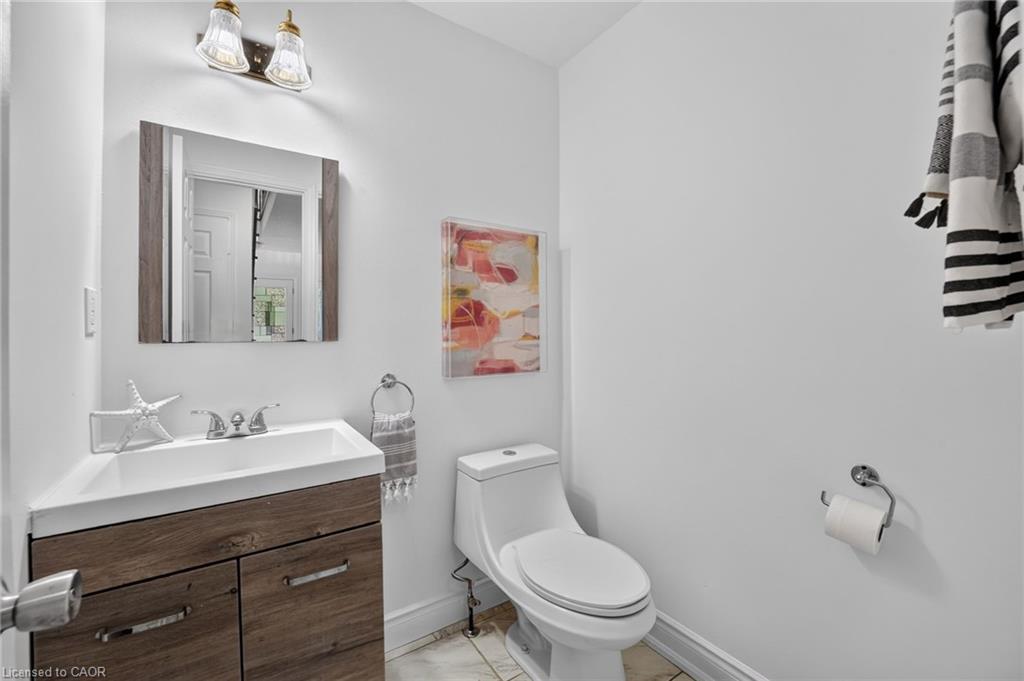 2450 Overton Drive Property Photo 10