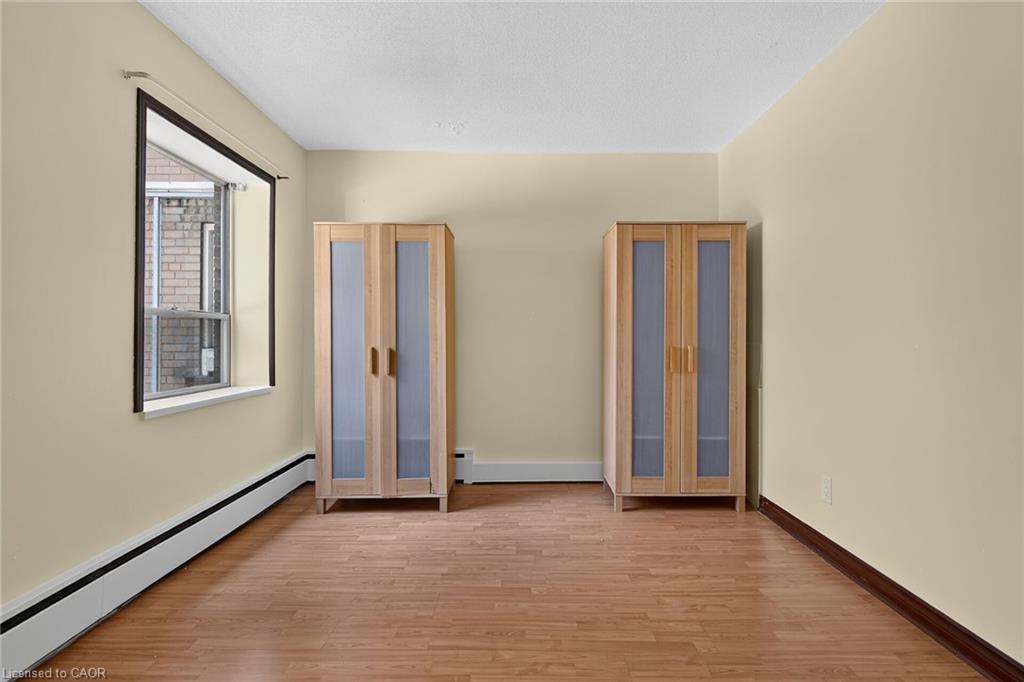 209-40 Robinson Street Property Photo 24