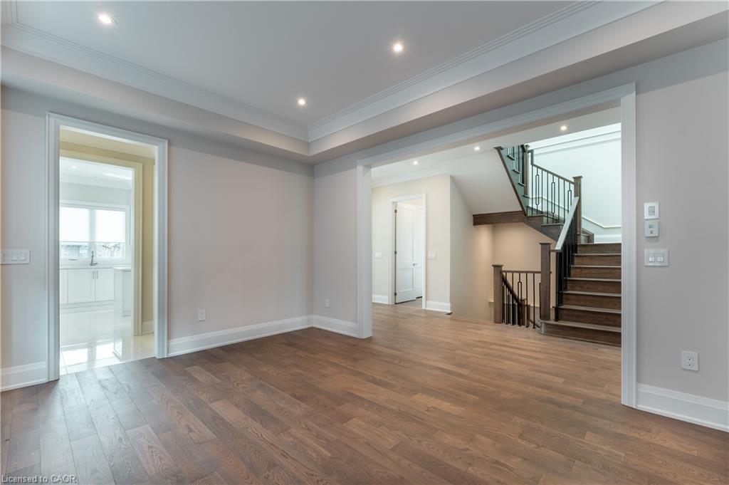 119 Jay Street Property Photo 10