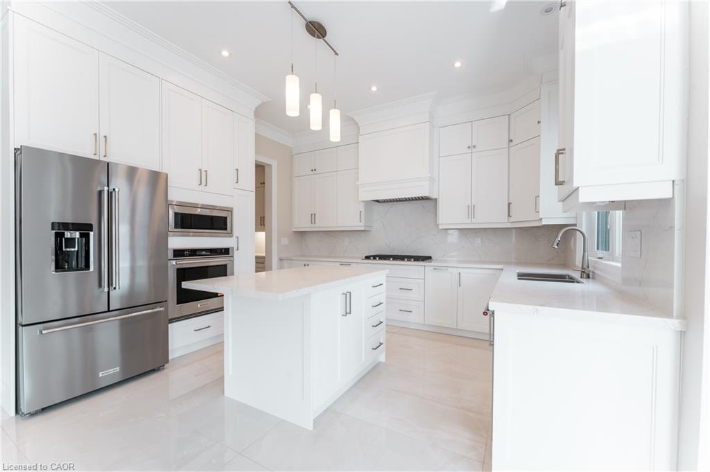 119 Jay Street Property Photo 13