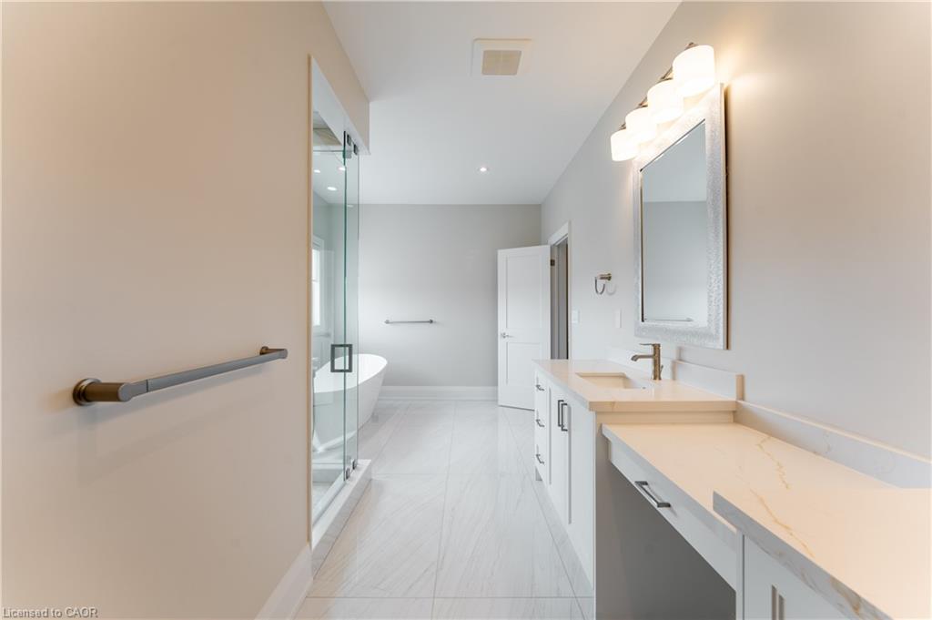 119 Jay Street Property Photo 39
