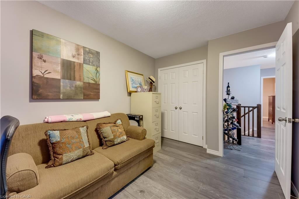 168 Maitland Street Property Photo 25