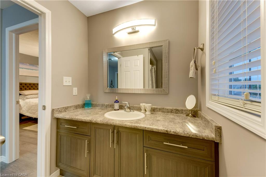 168 Maitland Street Property Photo 27