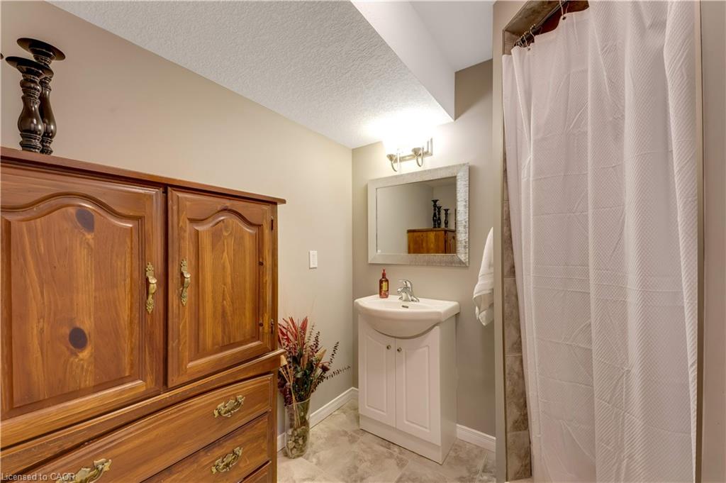 168 Maitland Street Property Photo 31