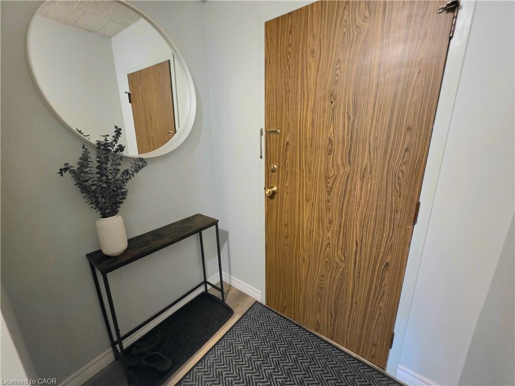 103-24 Mooregate Crescent Property Photo 2