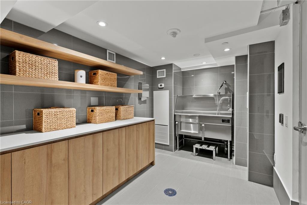 717-21 Park Street E Property Photo 36