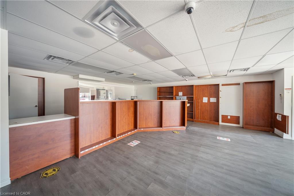 A-525 Concession Street Property Photo 2