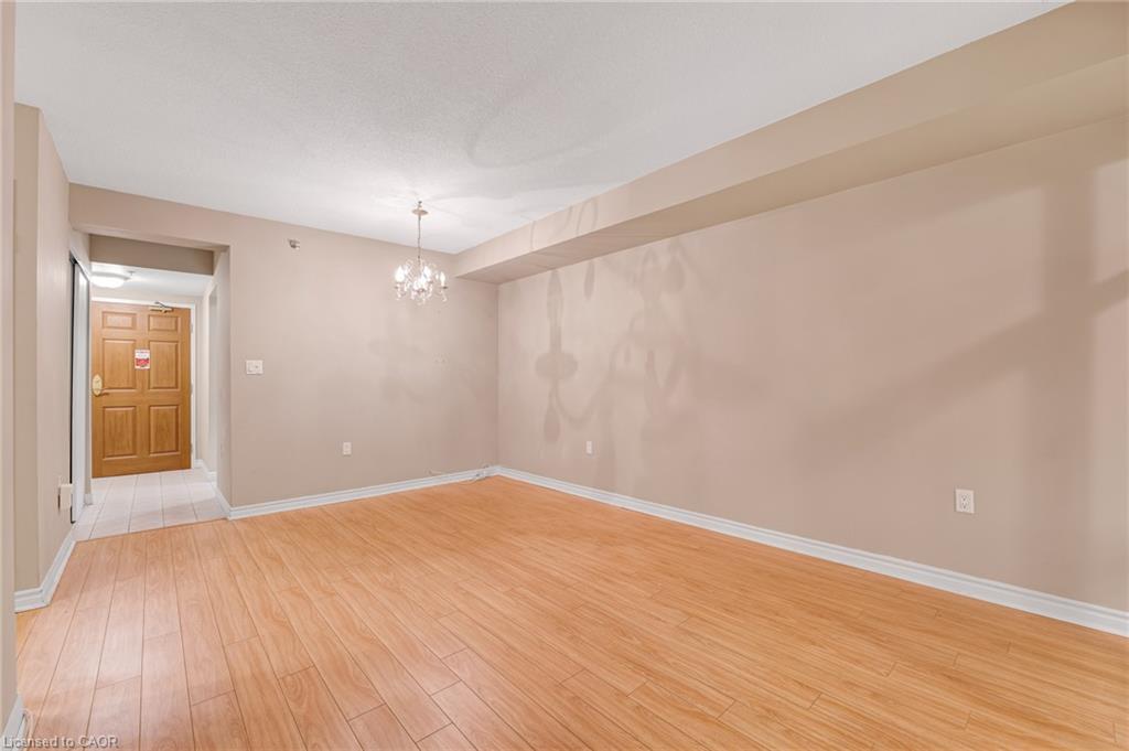 216-115 Bonis Avenue Property Photo 11