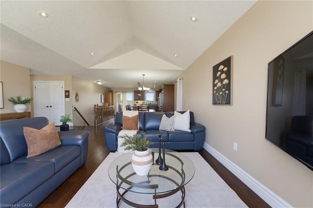 200 Krotz Street W Property Photo 8