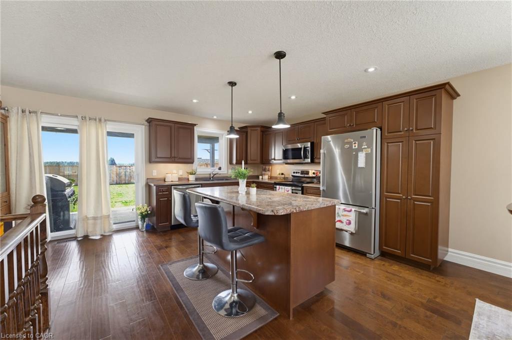 200 Krotz Street W Property Photo 10