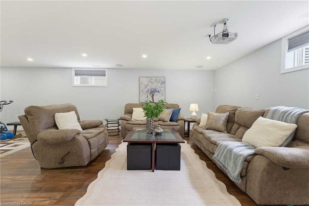 200 Krotz Street W Property Photo 20
