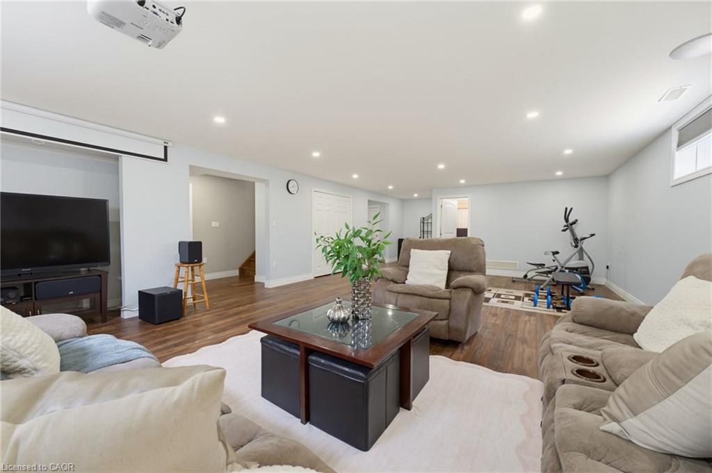 200 Krotz Street W Property Photo 21