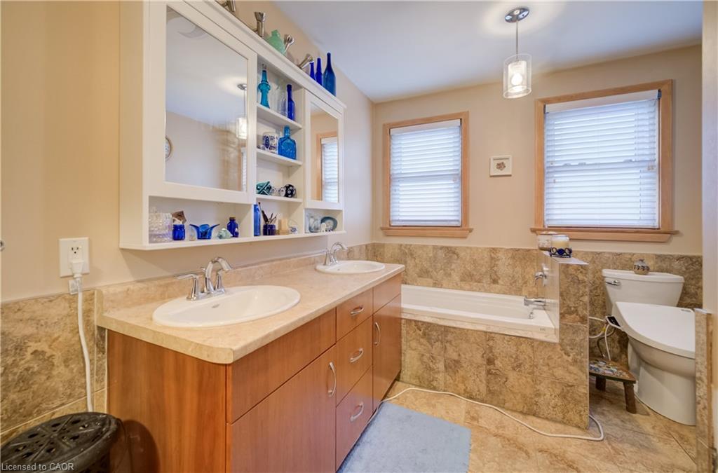 1864 Coronation Boulevard Property Photo 18
