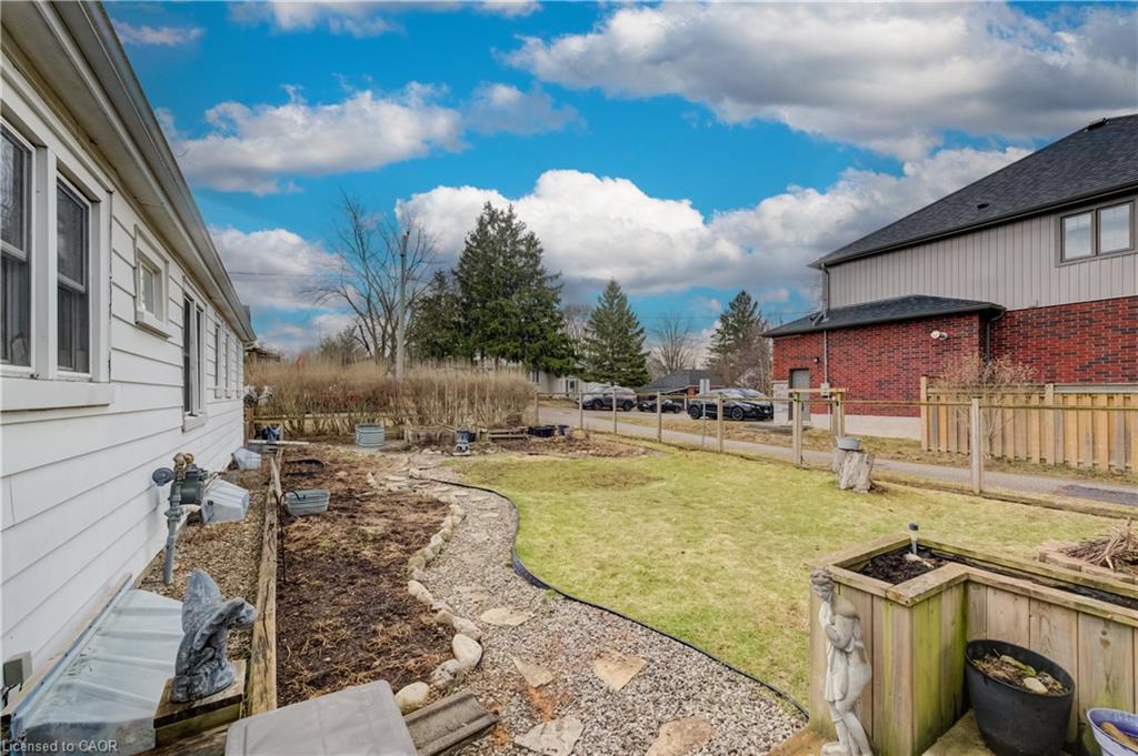 1864 Coronation Boulevard Property Photo 26