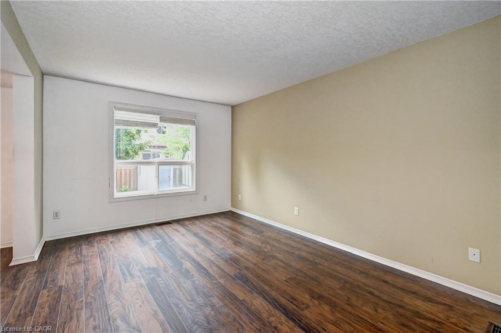 760 Paris Boulevard Property Photo 13