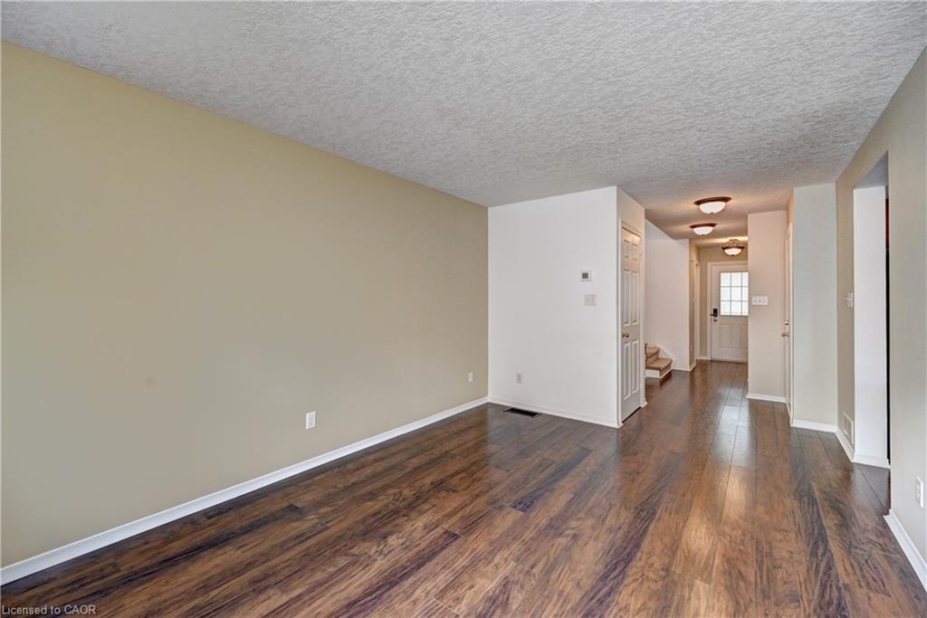 760 Paris Boulevard Property Photo 15