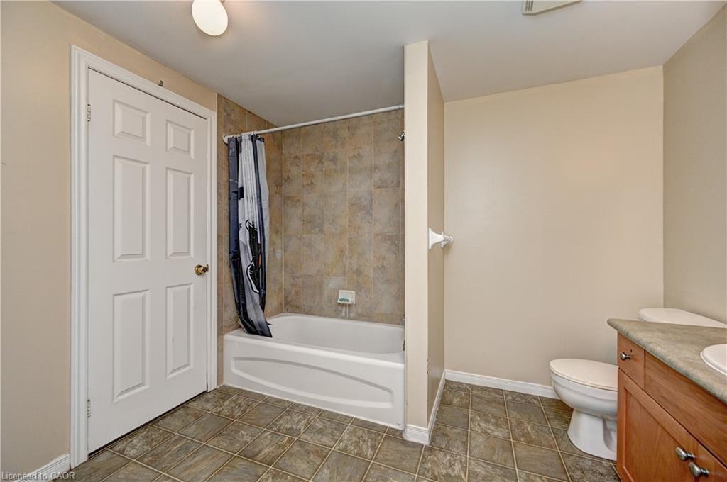 760 Paris Boulevard Property Photo 27