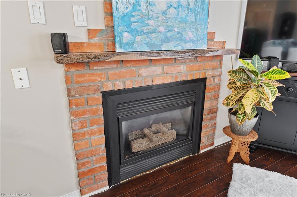 21 Long Point Boulevard Property Photo 5