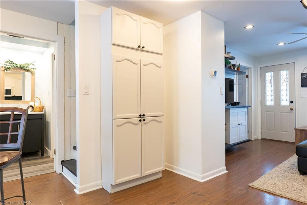 717 Knox Avenue Property Photo 3